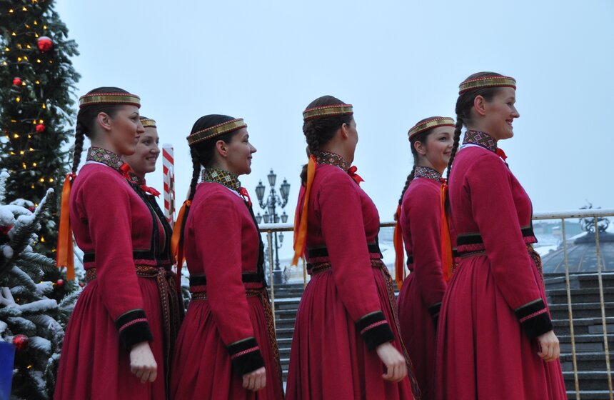 В Москве открылись новогодние ярмарки 15 фото