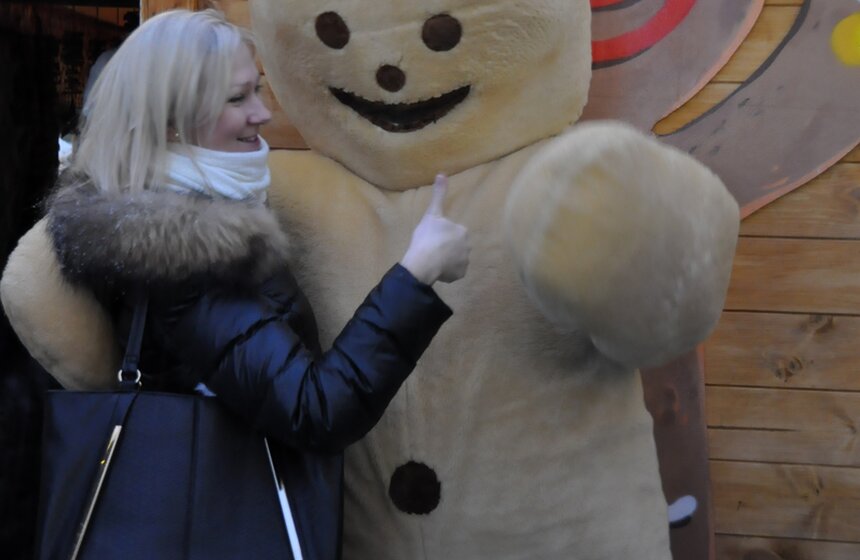 В Москве открылись новогодние ярмарки 21 фото