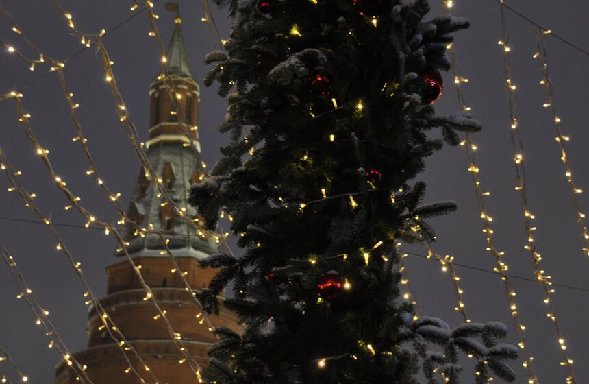 В Москве открылись новогодние ярмарки 24 фото