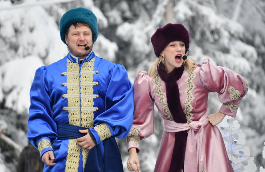 Главную новогоднюю ель России спилили в Подмосковье 25 фото