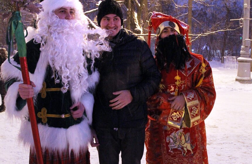 В "Сокольниках" открыли новогодние развлекательные площадки 11 фото