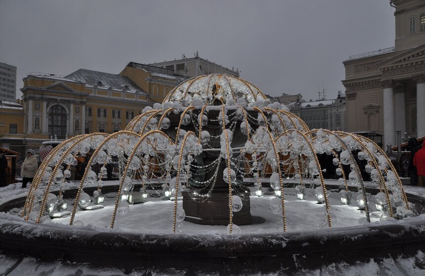 В Москве открылись новогодние ярмарки 2 фото