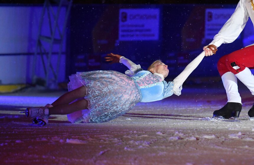 Новый год на катке с М24 23 фото