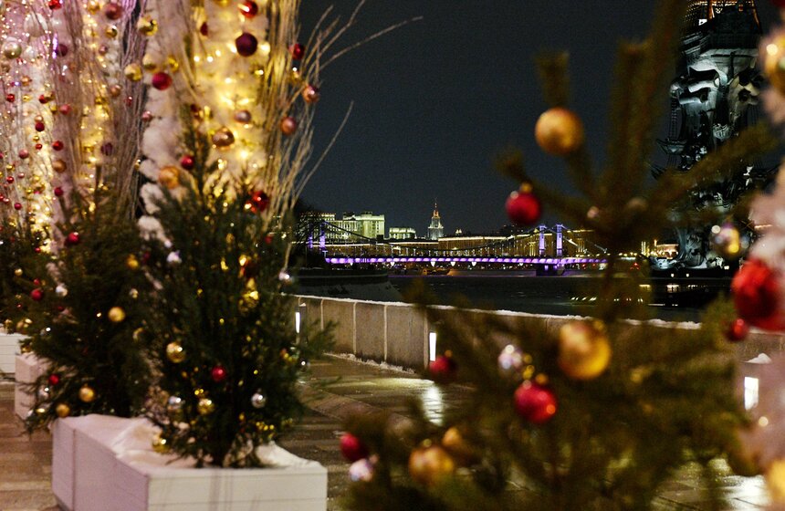 Москву украсили к Новому году 30 фото