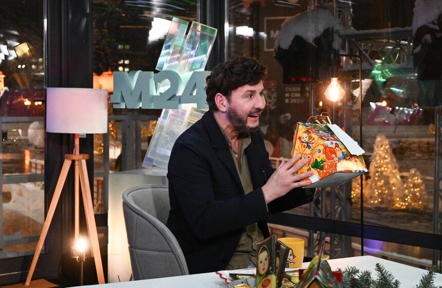 Звездный фотограф Владимир Широков рассказал, не надоело ли ему 30 лет подряд снимать знаменитостей и почему он решил снять документальный фильм о семье священника.