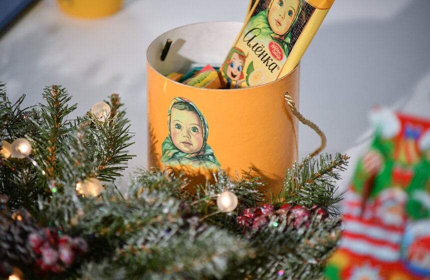 Работа зимней студии телеканала Москва 24 в Парке Горького 7 фото