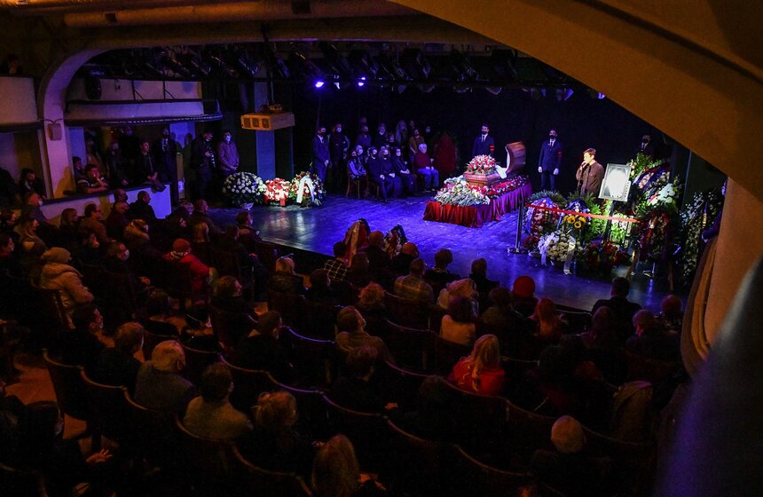 В Москве простились с Валерием Гаркалиным 15 фото