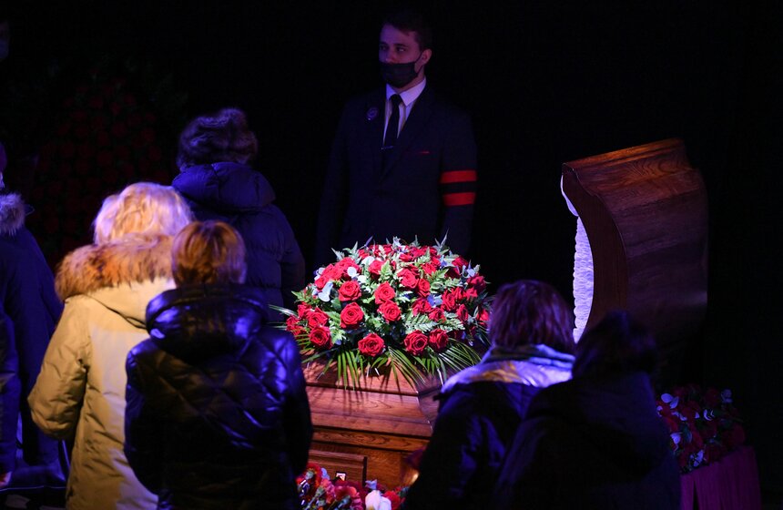 В Москве простились с Валерием Гаркалиным 20 фото