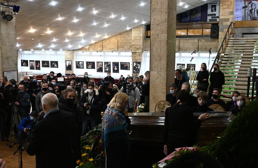 В Москве простились с Ниной Руслановой 5 фото