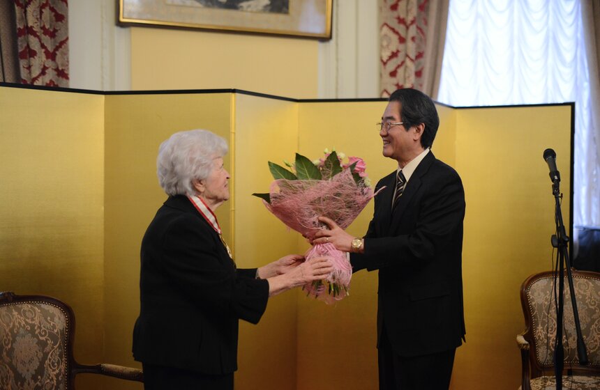 Президенту ГМИИ им. Пушкина вручили орден Восходящего солнца 11 фото