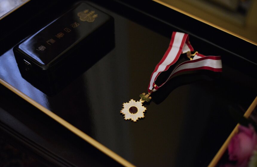 Президенту ГМИИ им. Пушкина вручили орден Восходящего солнца 3 фото