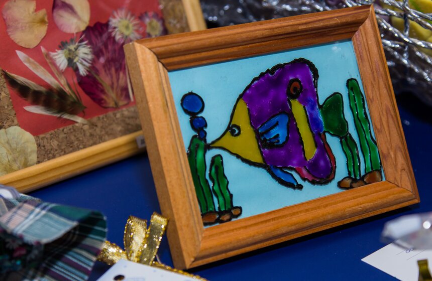 В Москве прошла благотворительная ярмарка "Мечты сбываются" 11 фото