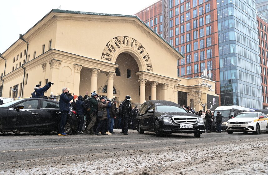 В Москве простились с Александром Градским 26 фото