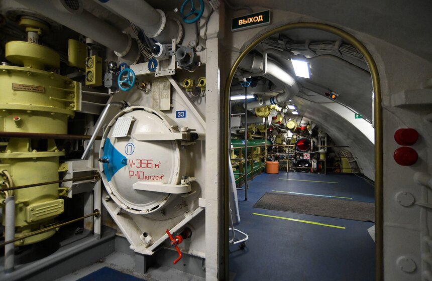 Как устроена единственная столичная подводная лодка 10 фото