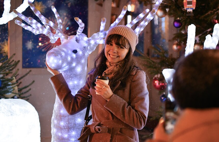 ГУМ-ярмарка открыта для посетителей на Красной площади 23 фото