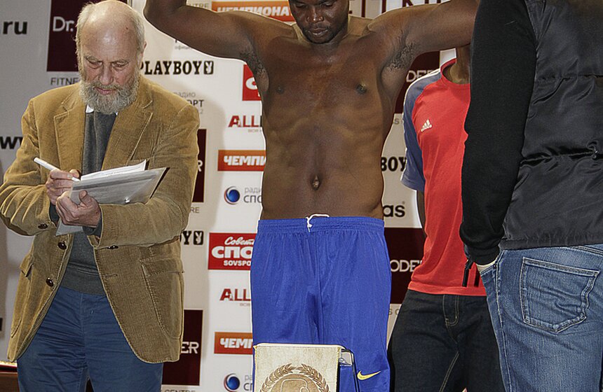 В Москве взвесили боксеров шоу The winner takes it all 18 фото