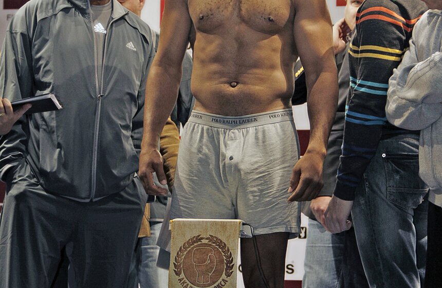 В Москве взвесили боксеров шоу The winner takes it all 2 фото