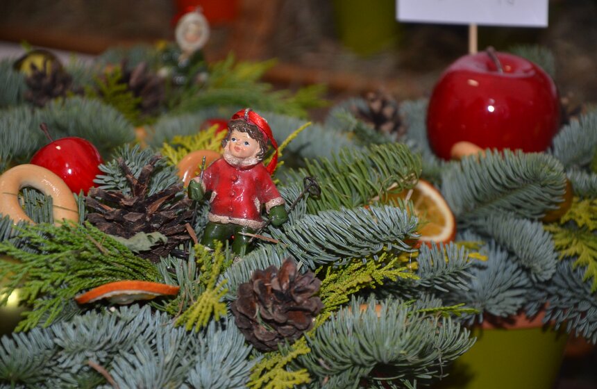 В саду Эрмитаж открылась рождественская ярмарка 16 фото