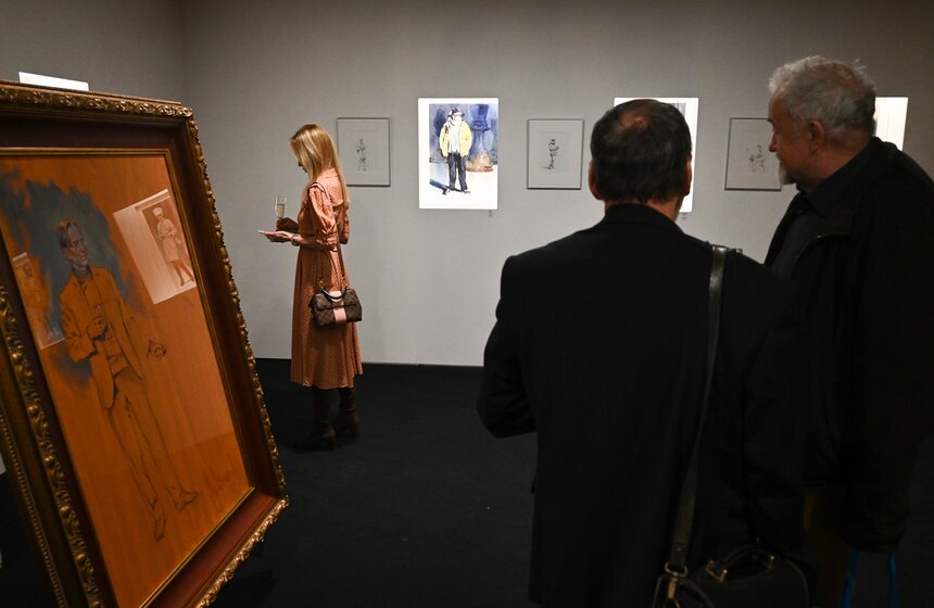 В Москве открылась выставка Андрея Есионова 8 фото