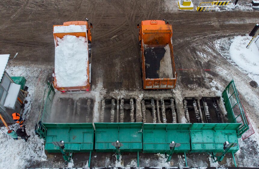 Чистый город. Как в Москве плавят снег 9 фото