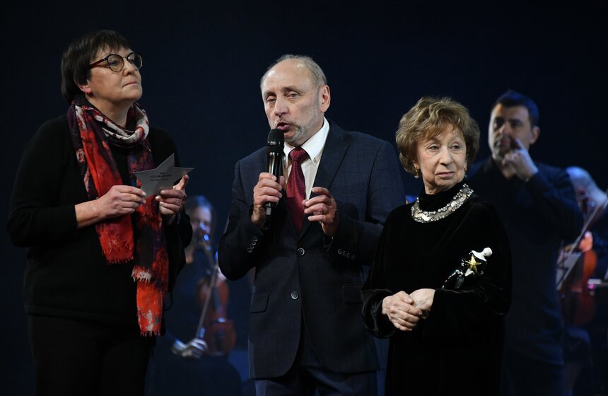 В Театре им. Вахтангова вручили премию "Звезда Театрала" 33 фото