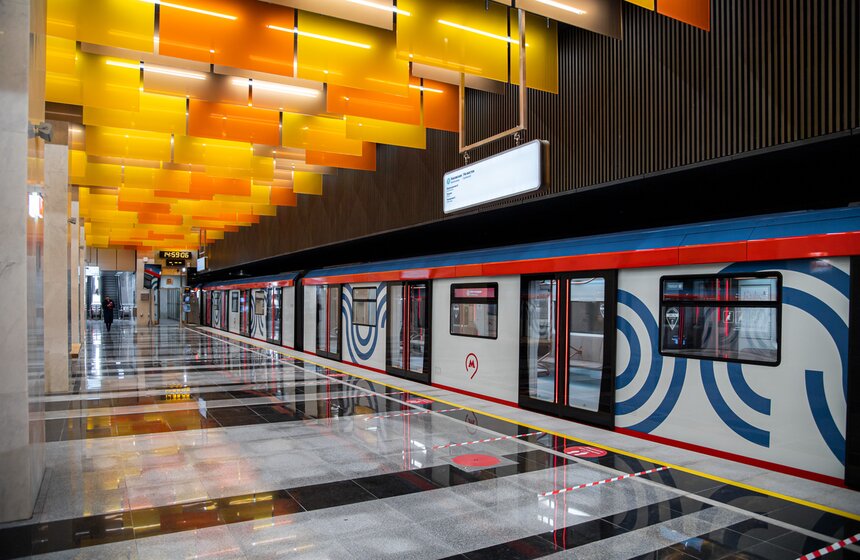 В Москве открыли 10 станций Большой кольцевой линии метро 12 фото