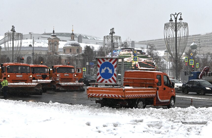 Снежный покров в столице вырос до 20 сантиметров 9 фото