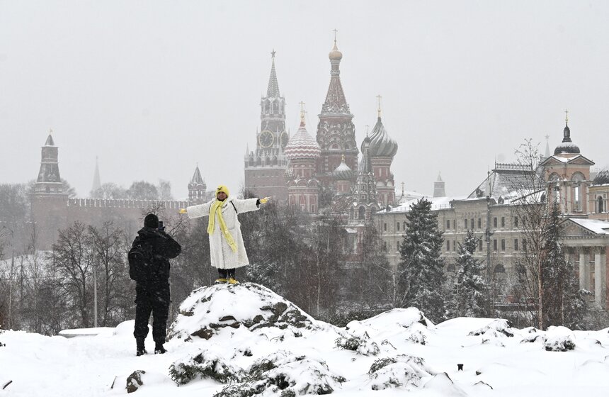 Снежный покров в столице вырос до 20 сантиметров 11 фото