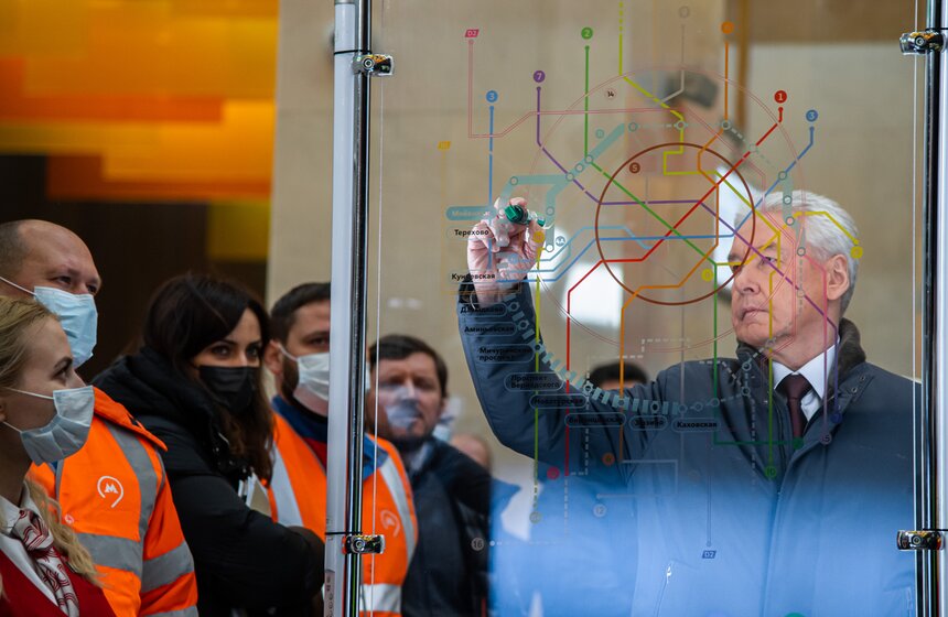 В Москве открыли 10 станций Большой кольцевой линии метро 15 фото