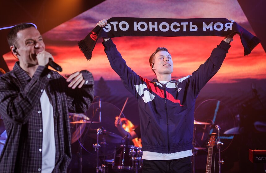 Группа Dabro выступила на церемонии закрытия фестиваля "Твоя Москва" 15 фото