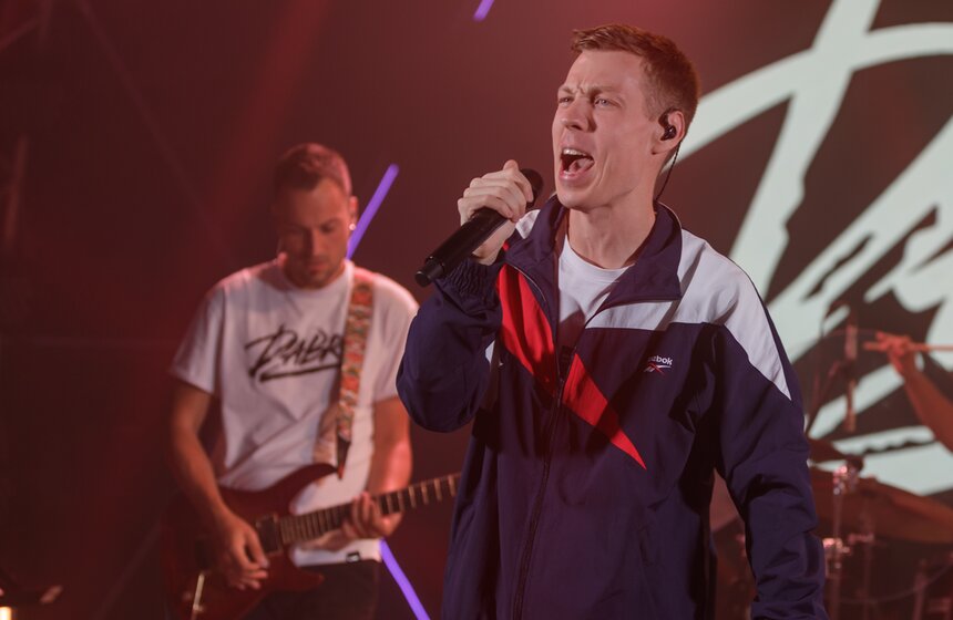 Группа Dabro выступила на церемонии закрытия фестиваля "Твоя Москва" 5 фото