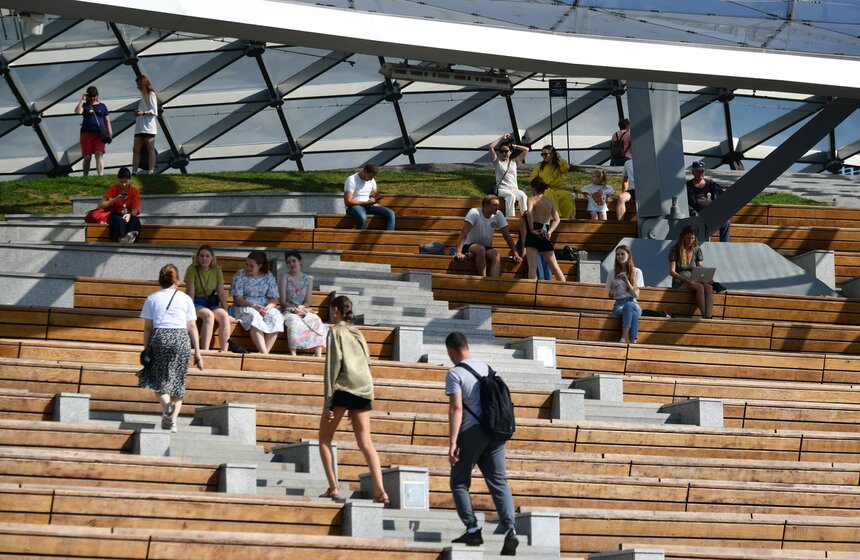 Москвичам пообещали спад жары к выходным 17 фото