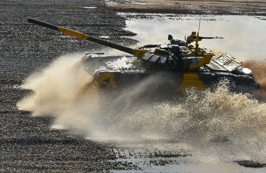 "Танковый биатлон" продолжил свою работу на полигоне Алабино 20 фото