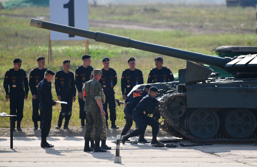 "Танковый биатлон" продолжил свою работу на полигоне Алабино 11 фото