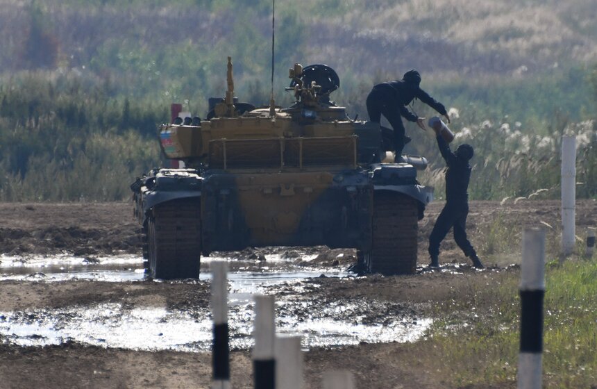 "Танковый биатлон" продолжил свою работу на полигоне Алабино 6 фото