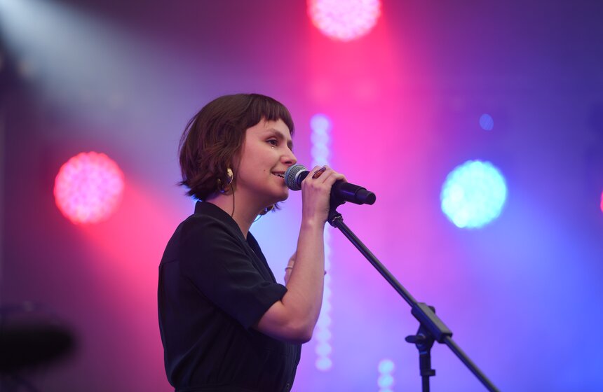 Музыкальный фестиваль "Солома" прошел в саду "Эрмитаж" 17 фото