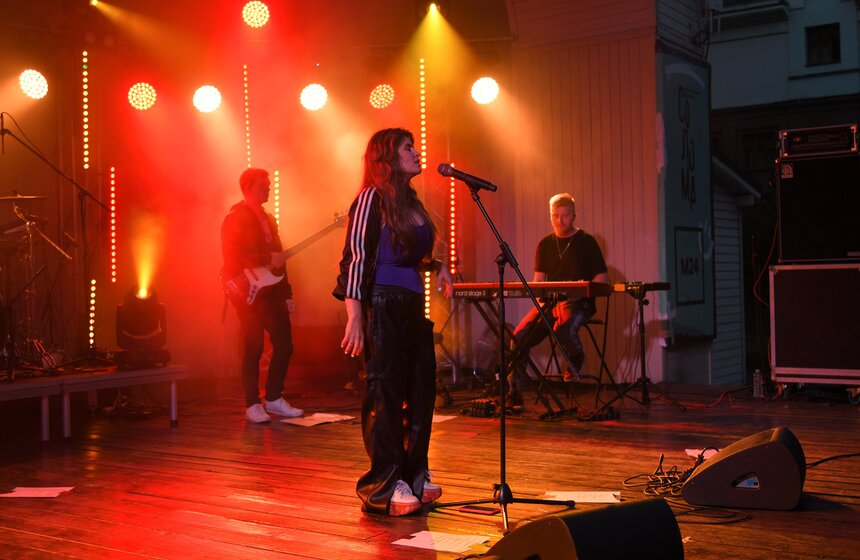 Музыкальный фестиваль "Солома" прошел в саду "Эрмитаж" 21 фото