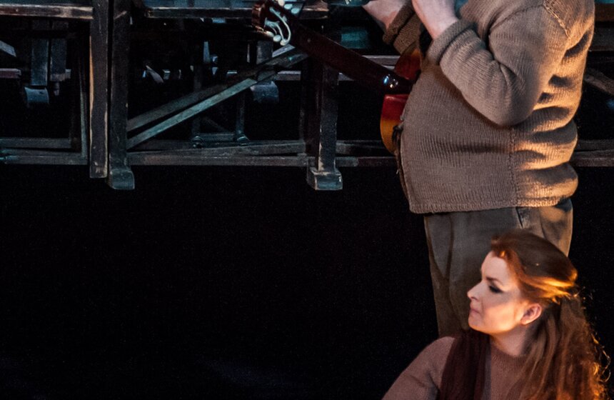 В Театре на Таганке показали спектакль "Владимир Высоцкий" 8 фото