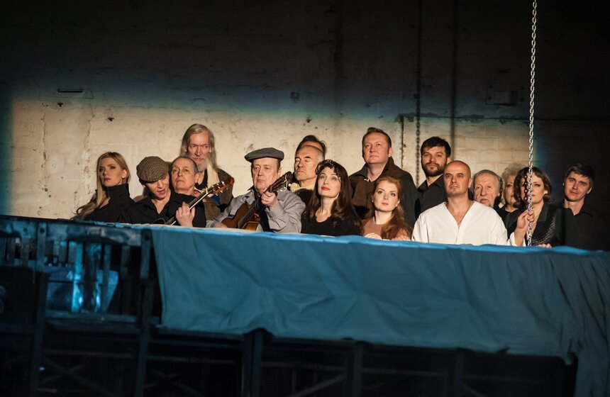 В Театре на Таганке показали спектакль "Владимир Высоцкий" 2 фото