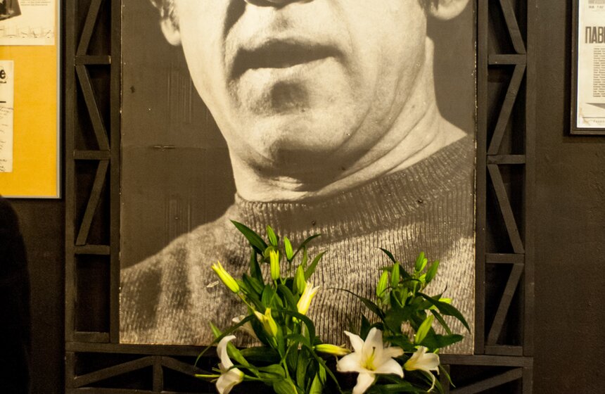 В Театре на Таганке показали спектакль "Владимир Высоцкий" 1 фото