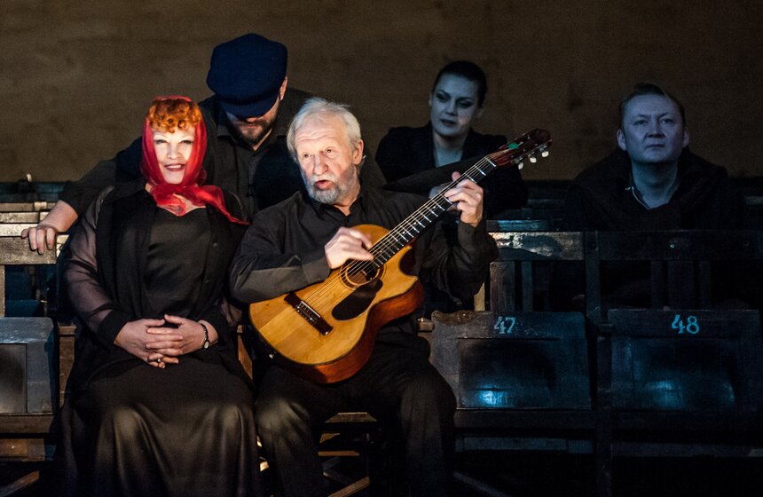 В Театре на Таганке показали спектакль "Владимир Высоцкий" 18 фото