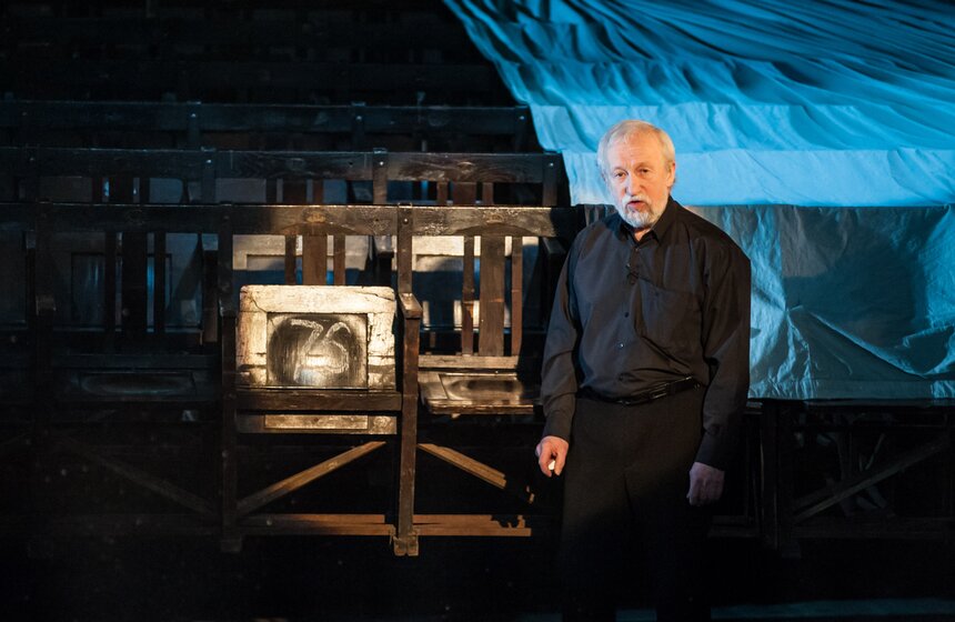 В Театре на Таганке показали спектакль "Владимир Высоцкий" 15 фото