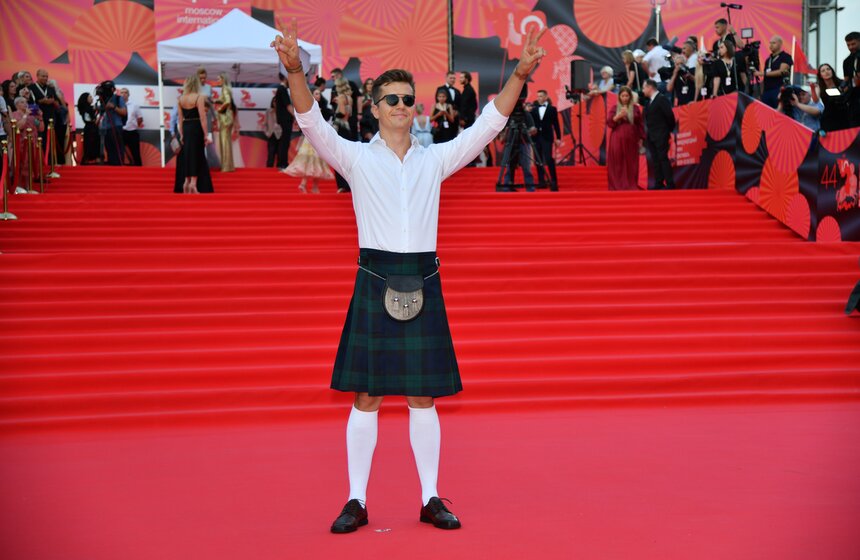 Актер Денис Косяков