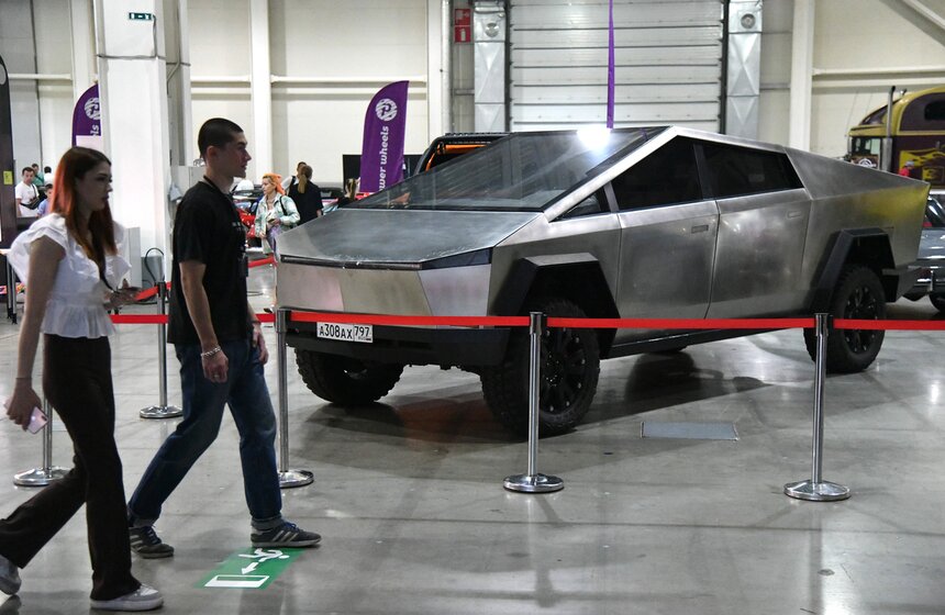 Ежегодная автовыставка "Auto Tuning Show" стартовала в МВЦ "Крокус Экспо" 22 фото