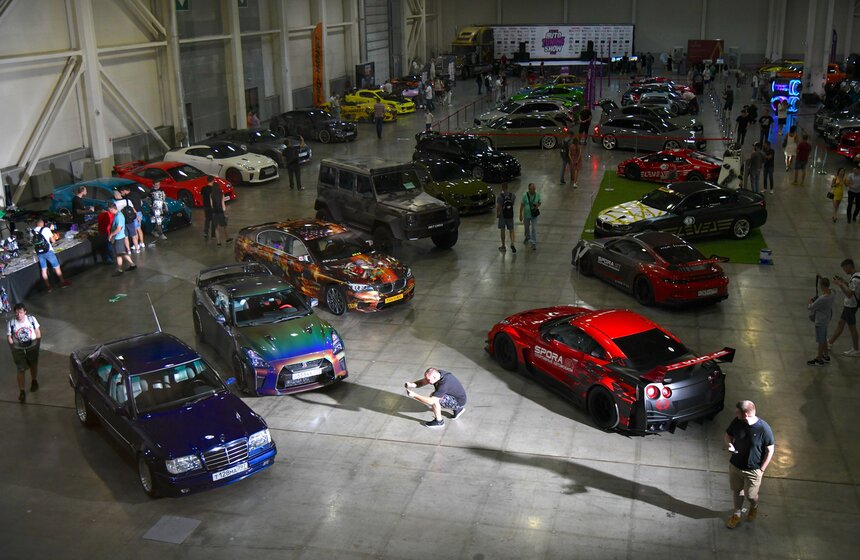 Ежегодная автовыставка "Auto Tuning Show" стартовала в МВЦ "Крокус Экспо" 1 фото