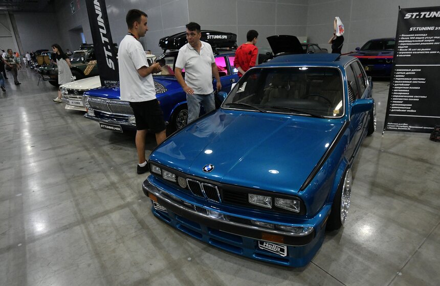 Ежегодная автовыставка "Auto Tuning Show" стартовала в МВЦ "Крокус Экспо" 10 фото