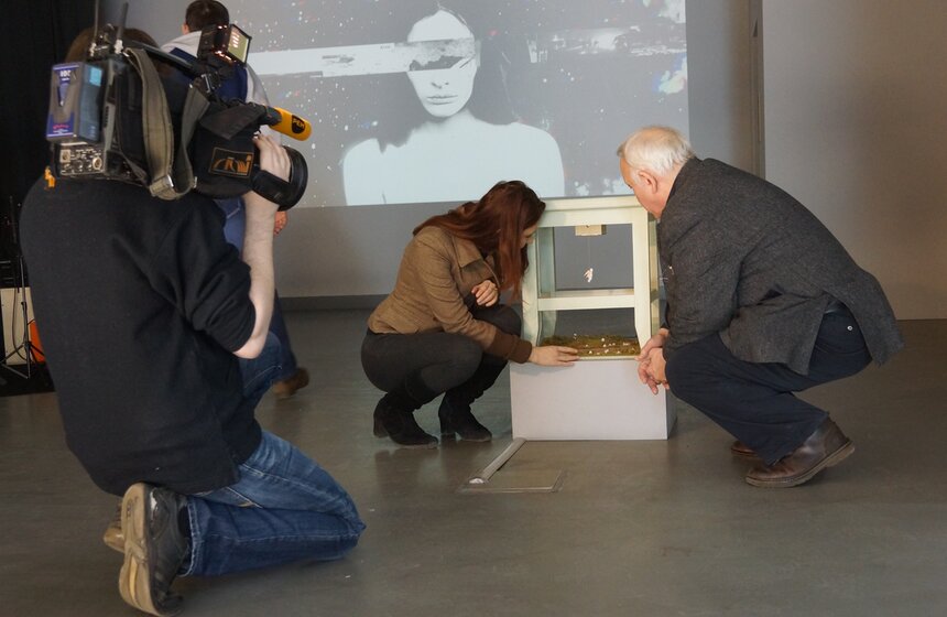 Феномен света исследуют на выставке "Пространство LUCIDA" 5 фото