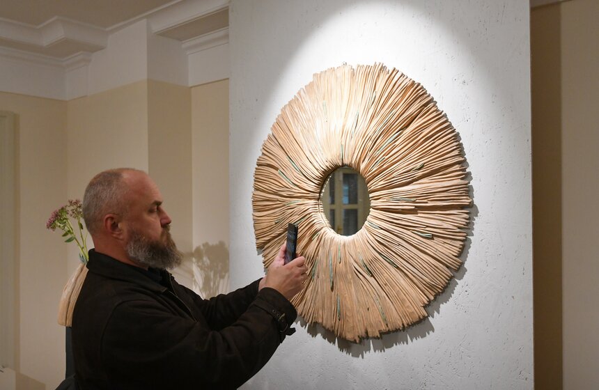 Выставка "Трын*Трава. Современный русский стиль" открылась в усадьбе Муравьевых-Апостолов 11 фото