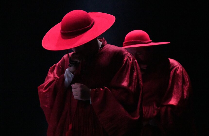 Московский театр "Модерн" представил спектакль "Леонардо" 4 фото