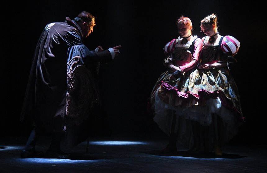 Московский театр "Модерн" представил спектакль "Леонардо" 3 фото